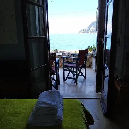 Apartament Fetsis Áyios Nikítas